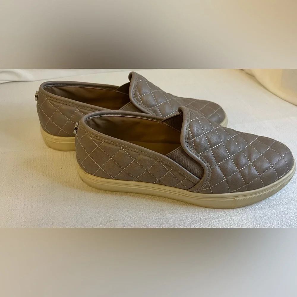 Steve Madden Ecentrcq Quilted Slip On Sneakers Woman’s